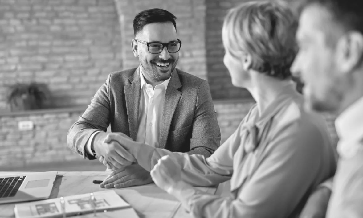 Sesión de webinar sobre finanzas